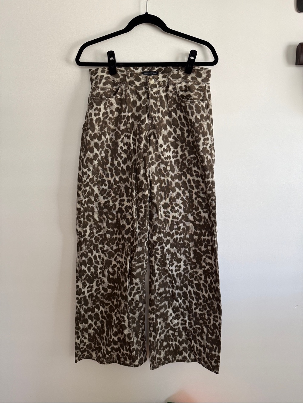 Low rise Wide-Leg Leopard Print Jeans